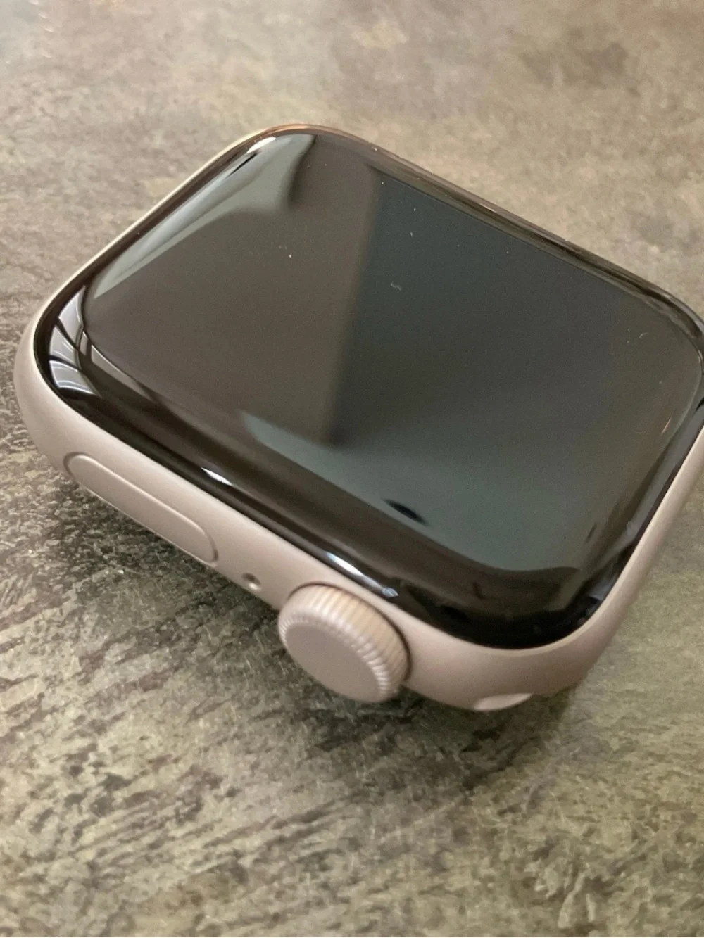 Star Light Apple Watch SE 2nd Gen wifi only- fully unlocked